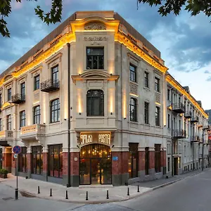 Radisson Red ***** تبليسي