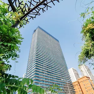 Sunshine Orbi Beach Tower باتومي